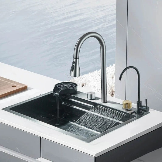 Moderni juoda SN2 plautuvė su maišytuvu iš House Tech 1